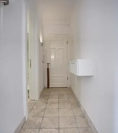 Charming In Haidhausen Διαμέρισμα *